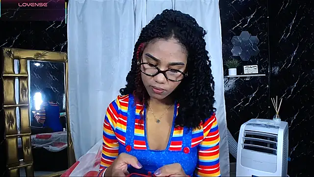 Hillary queen online show from November 1, 12:29 pm