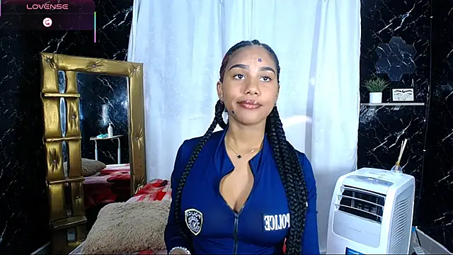 Hillary queen online show from November 10, 6:18 pm