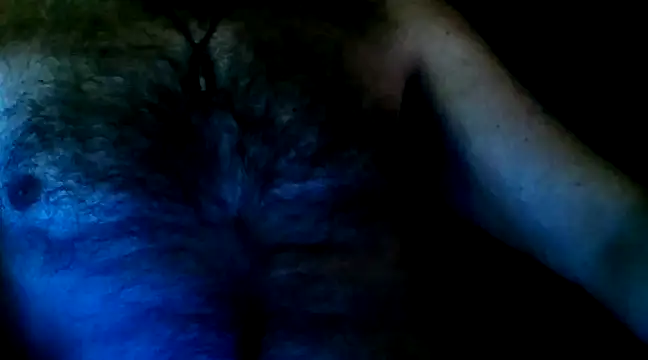 Snapshot of titanzitte chatting on December 14, 2:45 am titanzitte online show from December 14, 2:45 am