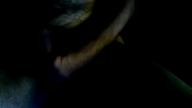 Snapshot of titanzitte chatting on September 20, 12:22 am titanzitte online show from September 20, 12:22 am