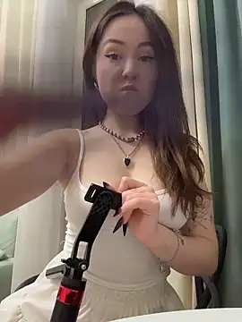 Peachy Dream online show from February 15, 6:15 pm