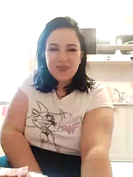 Snapshot of AdelinaJude chatting on February 1, 7:26 am AdelinaJude online show from February 1, 7:26 am