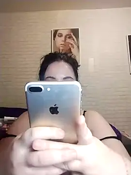 Snapshot of AdelinaJude chatting on February 1, 2:56 pm AdelinaJude online show from February 1, 2:56 pm