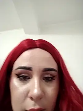 AdelinaJude online show from April 18, 7:29 pm