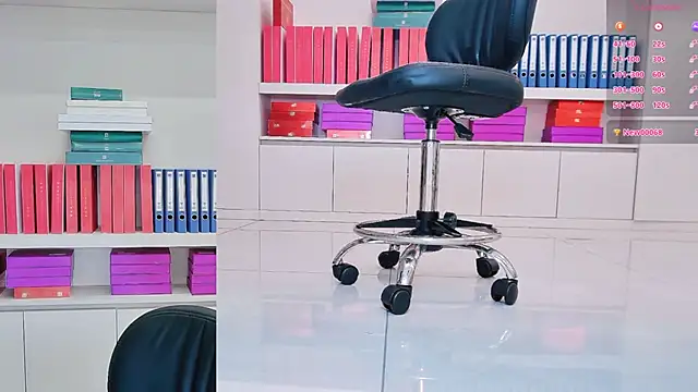 Aster Hoa online show from April 7, 9:21 am