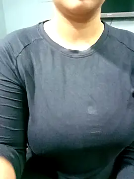 Snapshot of Afsana_Mim chatting on December 9, 6:01 am Afsana Mim online show from December 9, 6:01 am