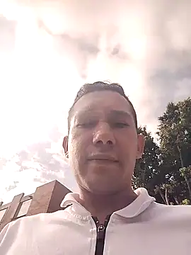 Snapshot of misterioso258 chatting on December 19, 1:51 pm misterioso258 online show from December 19, 1:51 pm