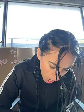 Tinylottie online show from April 15, 1:40 pm