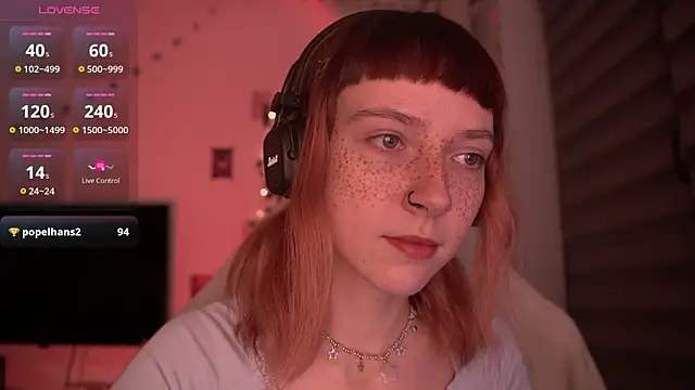 juliapie online show from December 11, 1:26 am