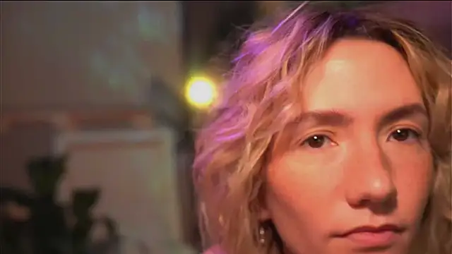 Arianna Richi online show from October 1, 5:46 am