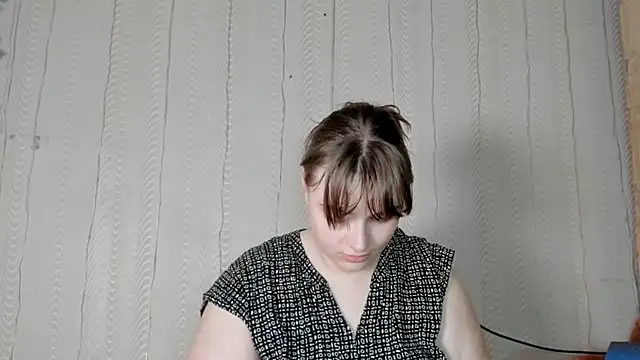 Snapshot of Seductive_She_Wolf chatting on May 15, 10:44 am Seductive She Wolf online show from May 15, 10:44 am