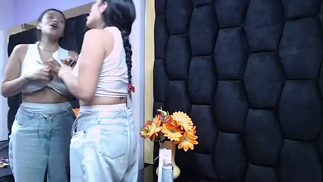 Sarah Hornny online show from January 10, 2:57 am