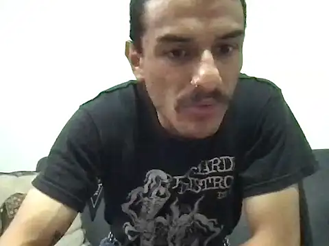 Snapshot of HorrorotikA chatting on May 7, 8:03 pm HorrorotikA online show from May 7, 8:03 pm