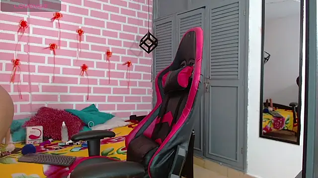 analus-01 online show from March 21, 3:22 am