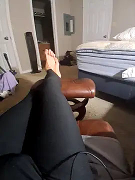 Snapshot of lovetostrokensmoke chatting on September 17, 8:27 am lovetostrokensmoke online show from September 17, 8:27 am