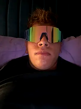 calleaaaa online show from October 22, 9:58 pm