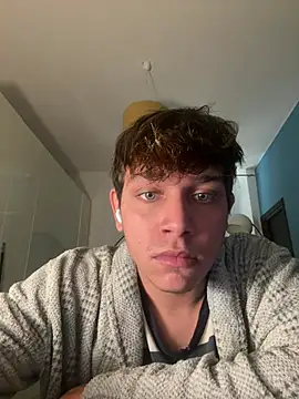 calleaaaa online show from March 6, 9:17 am