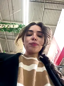 Snapshot of pantyless chatting on September 27, 10:48 pm pantyless online show from September 27, 10:48 pm