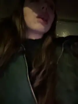 Snapshot of pantyless chatting on November 22, 12:31 am pantyless online show from November 22, 12:31 am