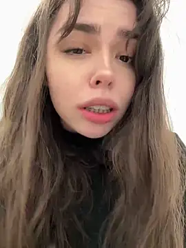 Snapshot of pantyless chatting on February 5, 12:37 am pantyless online show from February 5, 12:37 am