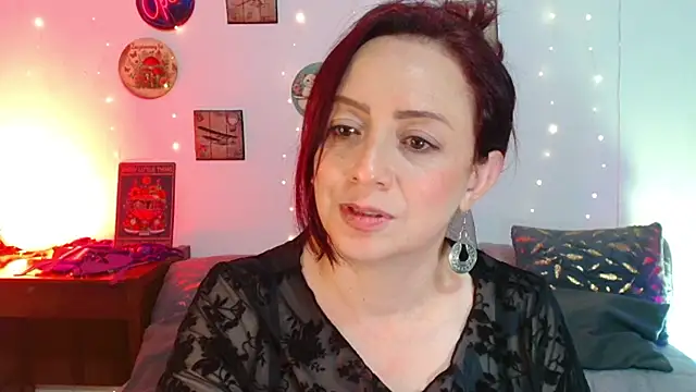 catalinamommyx online show from March 2, 5:08 am