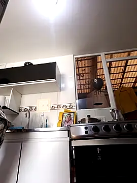 Snapshot of Bonny_Klote chatting on December 14, 2:11 pm Bonny Klote online show from December 14, 2:11 pm