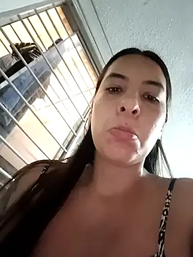 Snapshot of Bonny_Klote chatting on December 16, 2:44 pm Bonny Klote online show from December 16, 2:44 pm