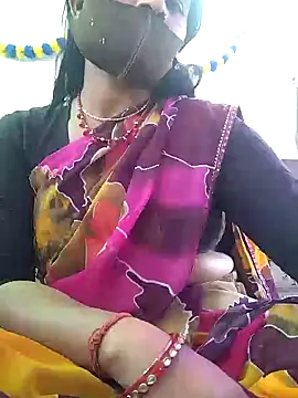 Snapshot of Hot_priya2 chatting on December 7, 10:12 am Hot priya2 online show from December 7, 10:12 am
