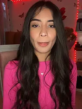 Snapshot of lina_pink chatting on December 11, 1:15 am lina pink online show from December 11, 1:15 am