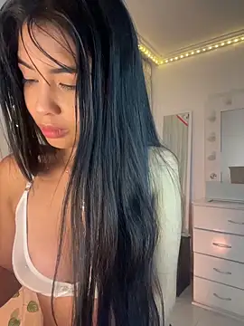 lina pink online show from March 22, 4:38 am