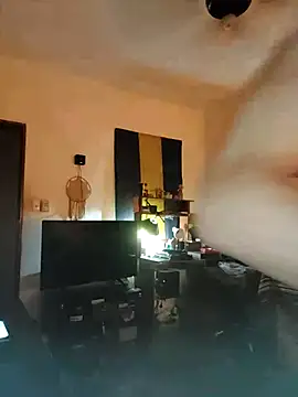 Snapshot of dangerman94 chatting on February 13, 4:25 pm dangerman94 online show from February 13, 4:25 pm