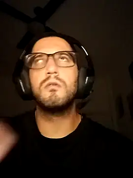 maxiporonga1 online show from April 11, 3:55 am