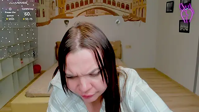 AnitaMays online show from January 31, 3:44 pm