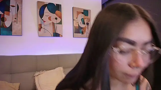 Snapshot of miaa_saenz1 chatting on May 1, 4:28 am miaa saenz1 online show from May 1, 4:28 am