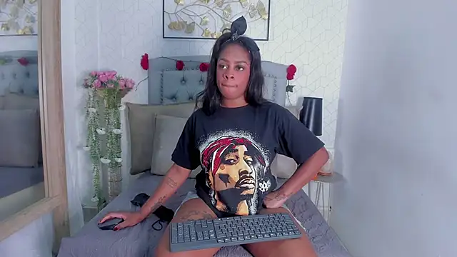 Katalella murillo online show from February 27, 1:38 am