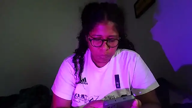 Ivon-09 online show from October 29, 11:45 am