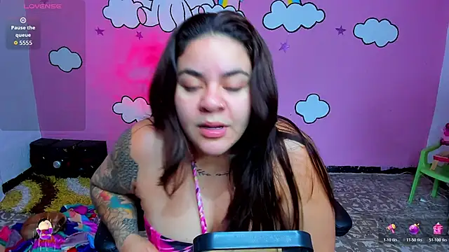 Sharon hils online show from April 20, 12:19 pm