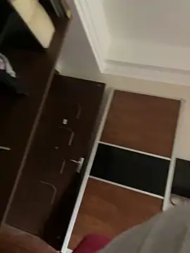 Snapshot of bcc0001 chatting on October 30, 7:54 am bcc0001 online show from October 30, 7:54 am