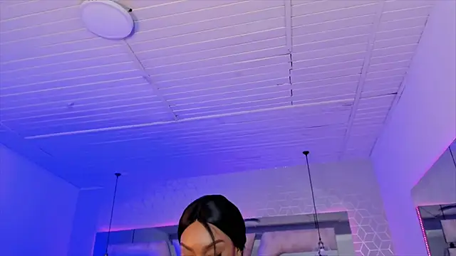 ChaynnaCooper online show from February 14, 10:58 pm