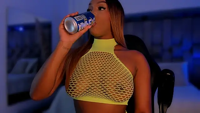 ChaynnaCooper online show from November 4, 4:33 am