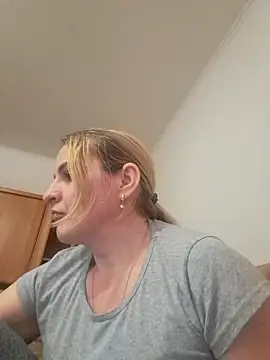 Malichkaanna30 online show from February 5, 12:17 pm