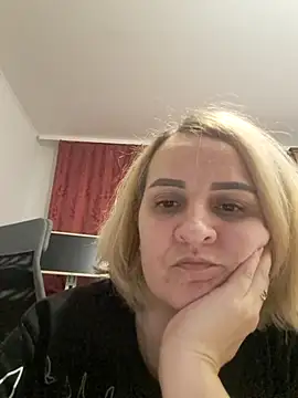 Malichkaanna30 online show from February 11, 7:48 pm