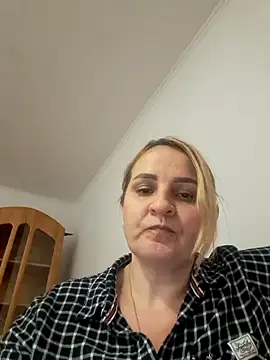 Malichkaanna30 online show from February 14, 2:44 pm