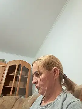 Malichkaanna30 online show from January 17, 3:39 pm