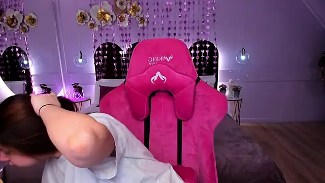 MelanieCarterr online show from February 14, 5:04 am