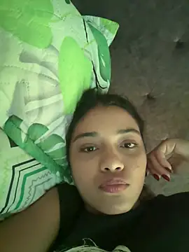 Snapshot of evely_coelloo chatting on July 14, 10:15 pm evely coelloo online show from July 14, 10:15 pm
