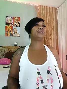 nahiarapalmer19 online show from April 1, 10:07 pm