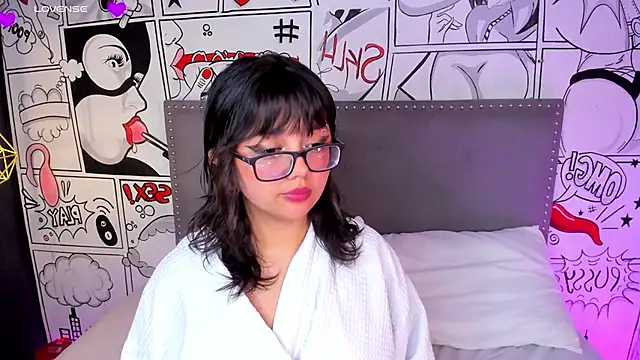 missy taylor  online show from March 7, 11:07 am