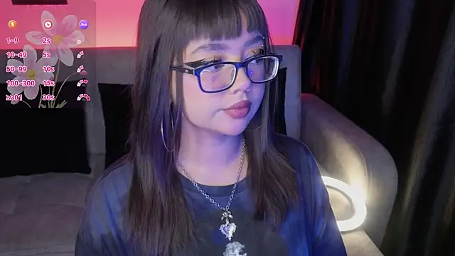 missy taylor  online show from February 1, 6:39 pm