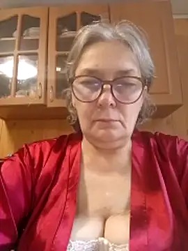 Snapshot of IrinaSweet54 chatting on May 31, 7:26 am IrinaSweet54 online show from May 31, 7:26 am